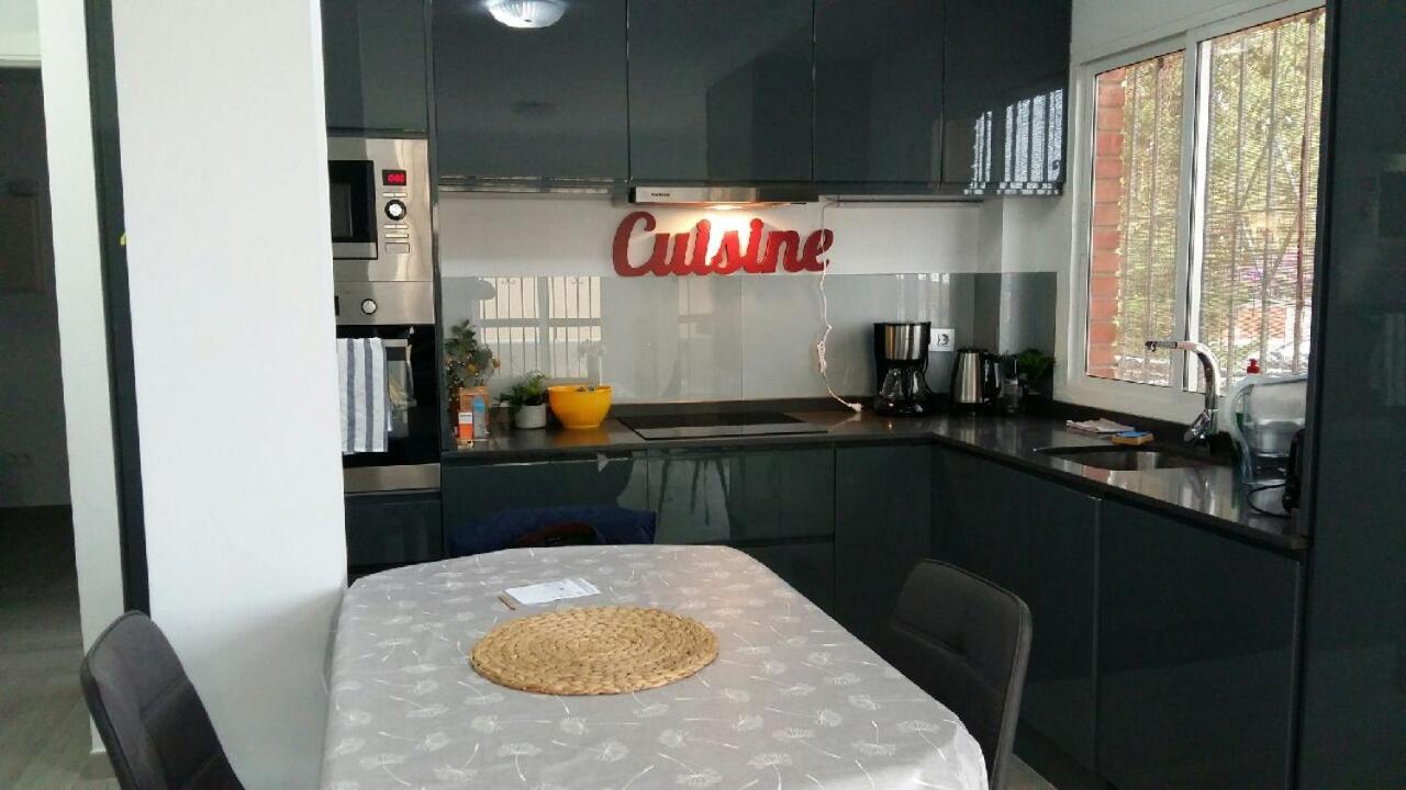 Appartement Moderne Pour 6 Adultes Benalmádena Eksteriør bilde